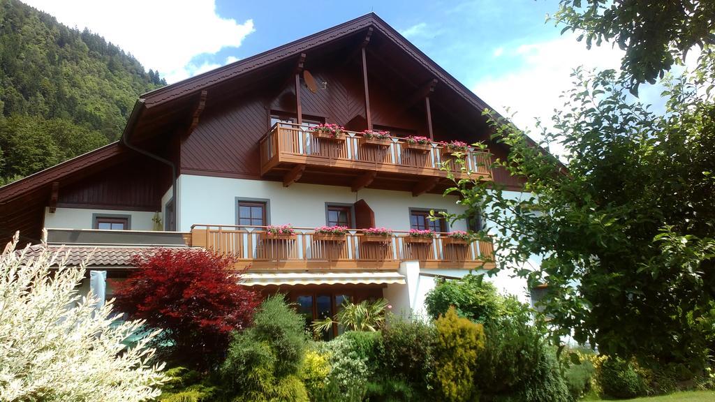 Landhaus Gailer Treffen Exterior foto